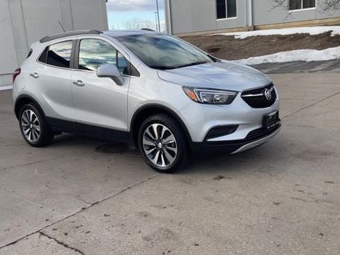 Used 2022 Buick Encore Preferred w/ Safety Package image 2