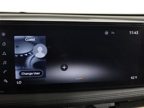 Used 2023 Nissan Ariya FWD image 34