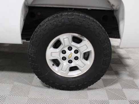 Used 2007 Chevrolet Silverado 1500 LT w/ 2LT Audio Package AWD/4WD image 34