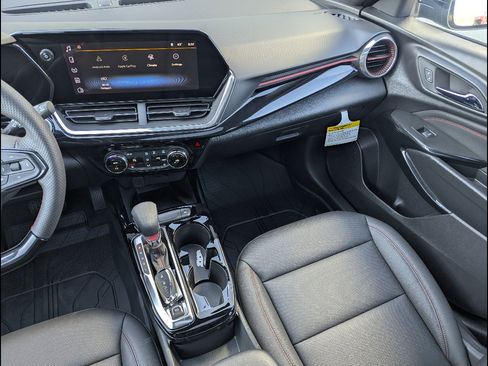 New 2026 Chevrolet Trax RS image 19