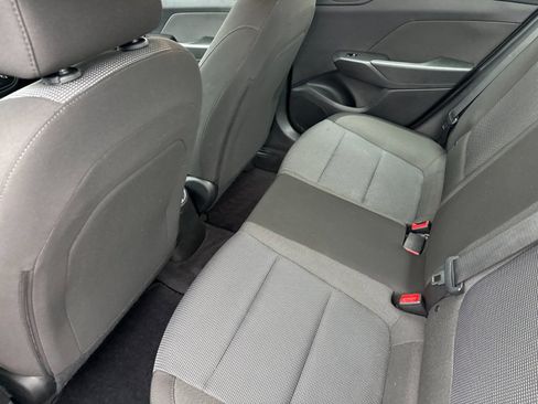 Used 2022 Hyundai Accent SE image 12