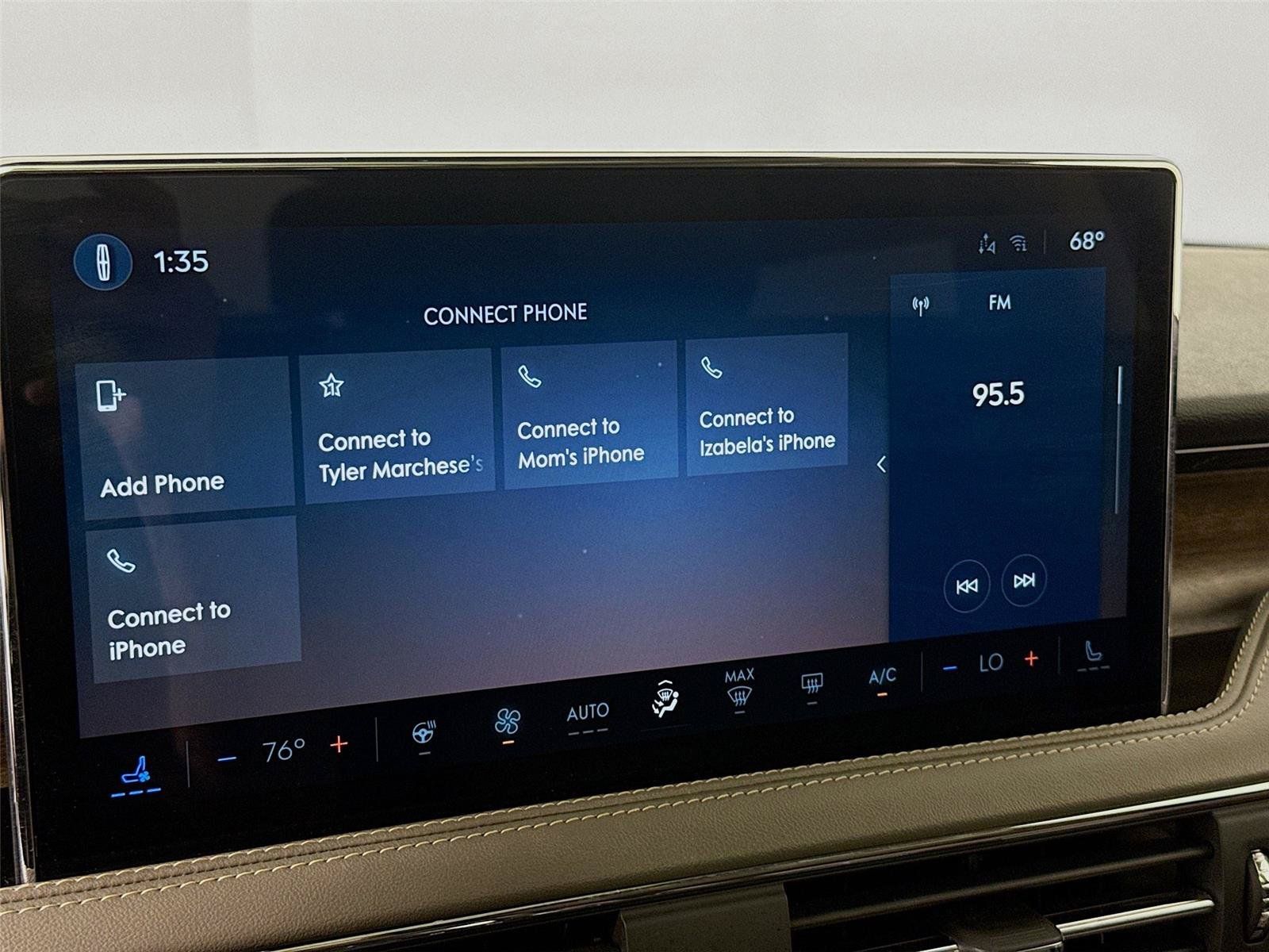 Used 2025 Lincoln Corsair Reserve w/ Jet Appearance Package AWD/4WD image 10