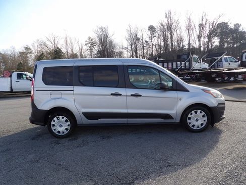 Used 2020 Ford Transit Connect XL FWD image 9