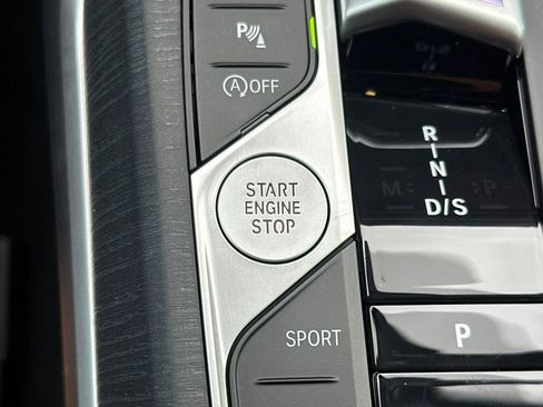 Used 2025 BMW 430i w/ Premium Package image 28