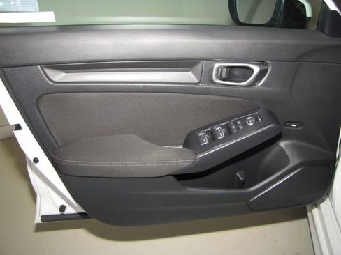 Certified 2023 Honda Civic LX image 10