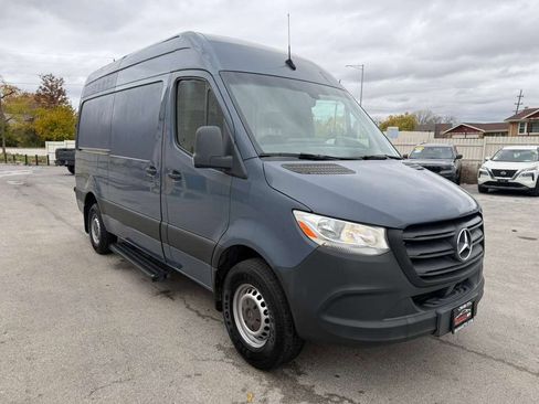 Used 2019 Mercedes-Benz Sprinter 144 image 46