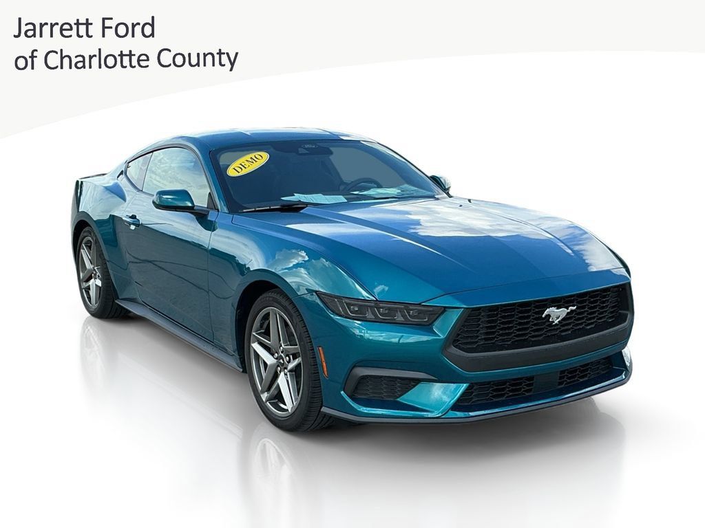 Used 2026 Ford Mustang Coupe RWD image 1