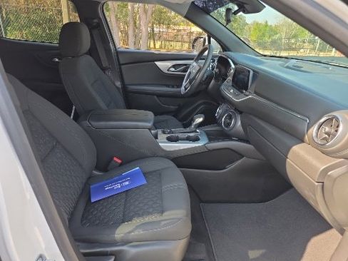 Used 2022 Chevrolet Blazer LT image 15