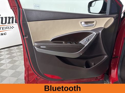 Used 2017 Hyundai Santa Fe Sport image 9