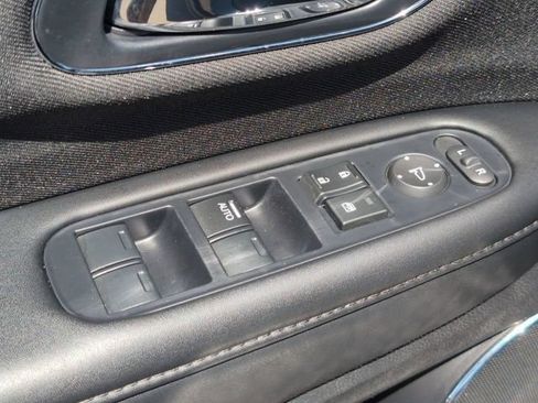 Used 2022 Honda HR-V EX image 22