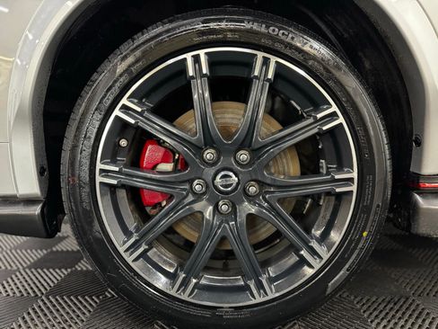 Used 2016 Nissan Juke NISMO RS FWD image 9