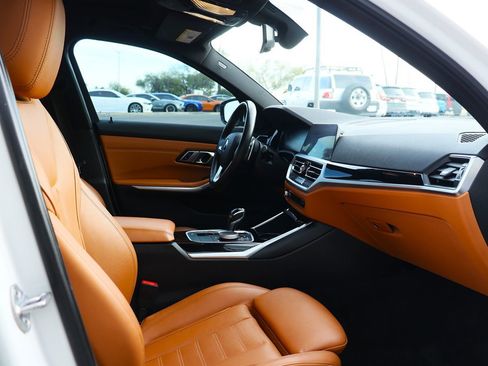 Used 2019 BMW 330i Sedan image 35