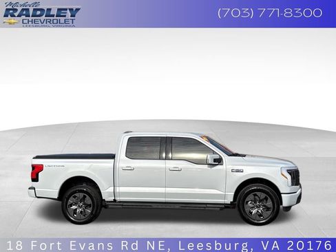 Used 2025 Ford F150 Lightning Lariat image 8