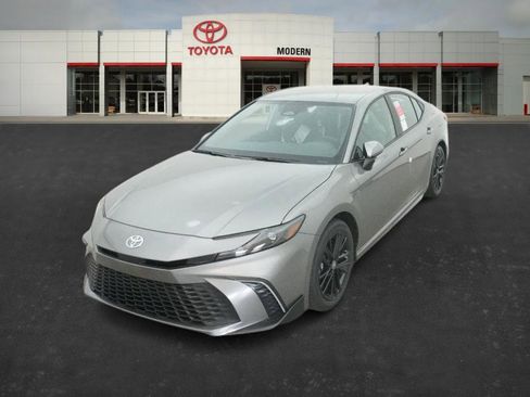 New 2026 Toyota Camry SE image 4