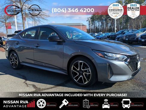 Used 2025 Nissan Sentra SR image 3