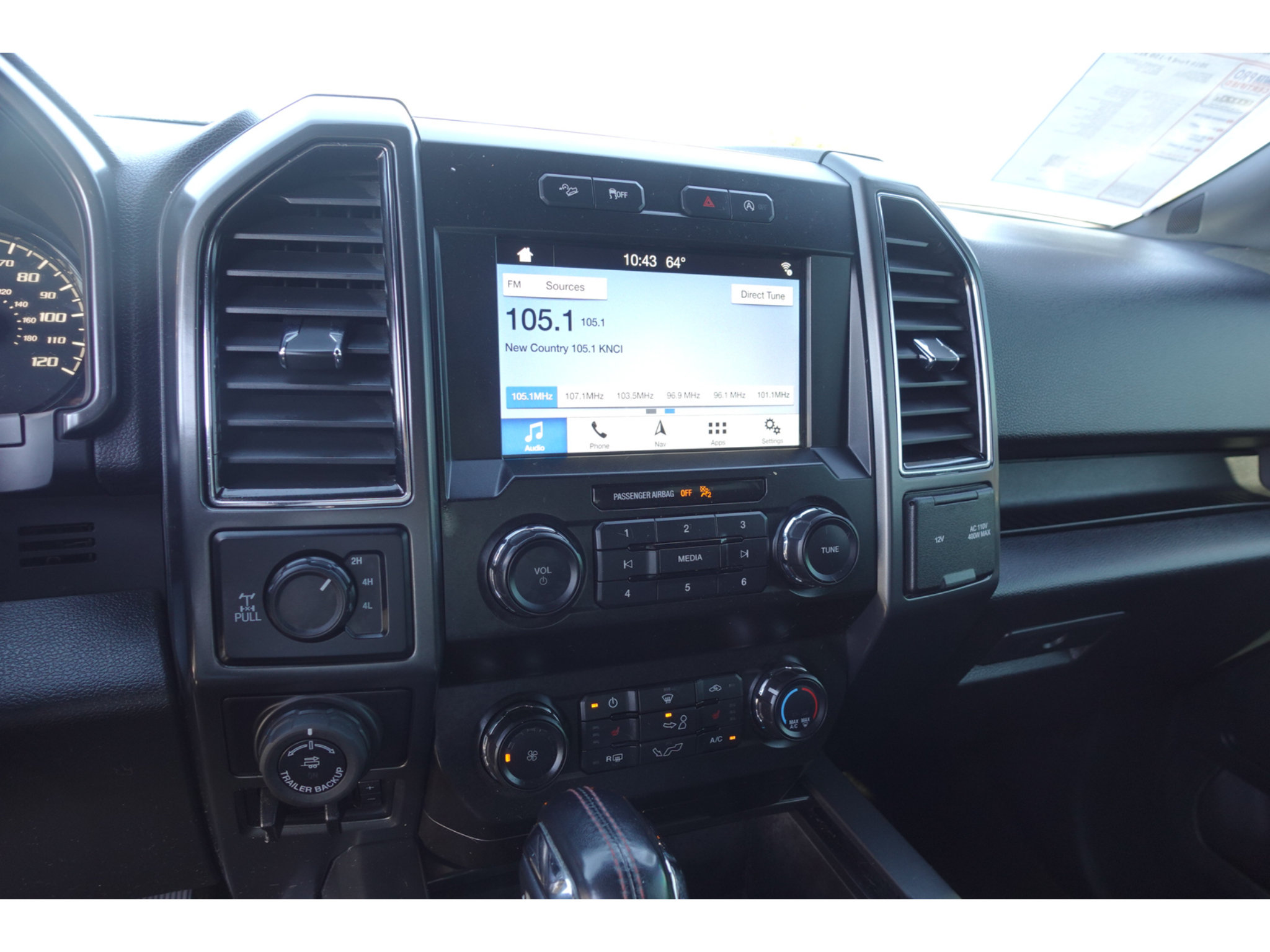 Used 2019 Ford F150 XLT w/ Equipment Group 302A Luxury AWD/4WD image 17