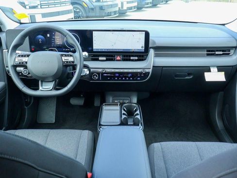 New 2026 Hyundai Ioniq 5 SE image 6