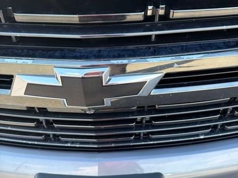 Used 2021 Chevrolet Tahoe RST w/ Luxury Package AWD/4WD image 2
