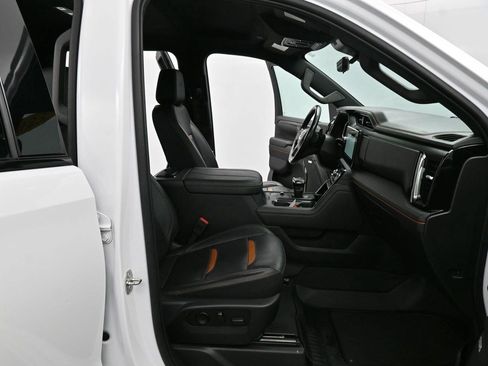 Used 2023 GMC Sierra 1500 AT4 w/ AT4 Premium Package AWD/4WD image 31