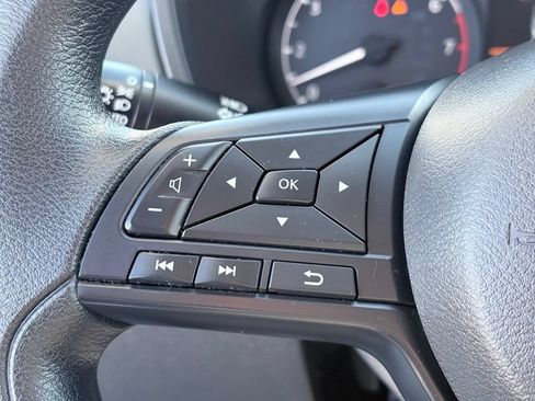 Used 2025 Nissan Altima 2.5 S FWD image 12