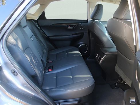 Used 2018 Lexus NX 300 FWD image 31