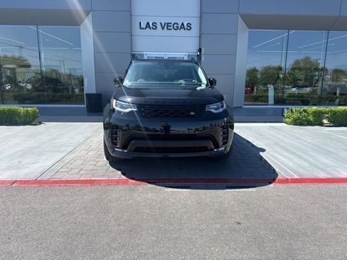 Certified 2025 Land Rover Discovery Dynamic SE AWD/4WD image 2