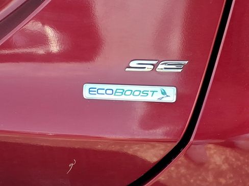 Used 2015 Ford Fusion SE w/ Equipment Group 202A FWD image 7