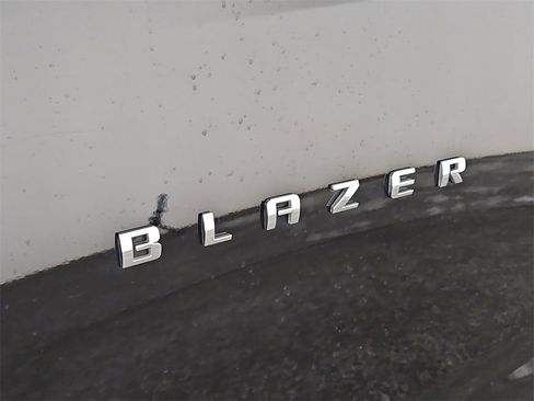 Used 2024 Chevrolet Blazer LT image 37