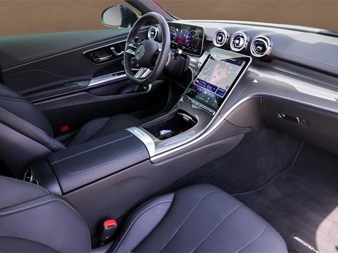 Used 2025 Mercedes-Benz CLE 300 4MATIC Coupe image 25