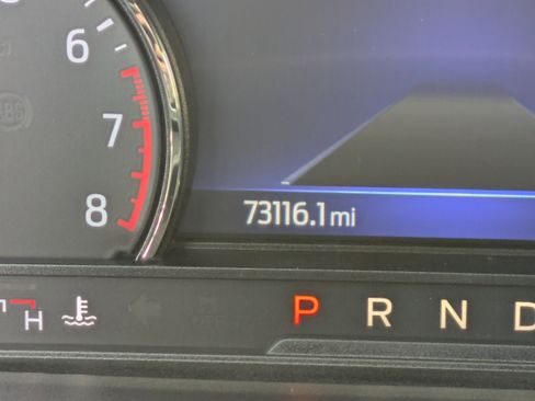 Used 2022 Ford Explorer XLT w/ Equipment Group 202A image 31