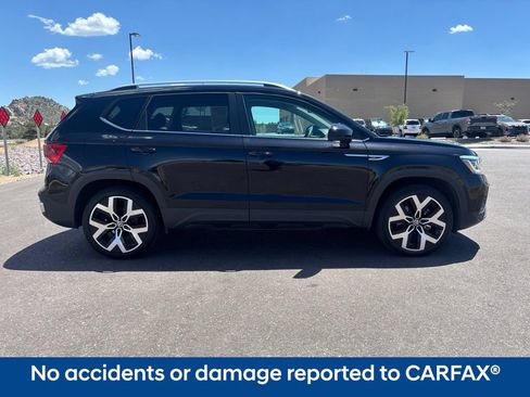 Used 2022 Volkswagen Taos SEL w/ Panoramic Sunroof Package AWD/4WD image 4