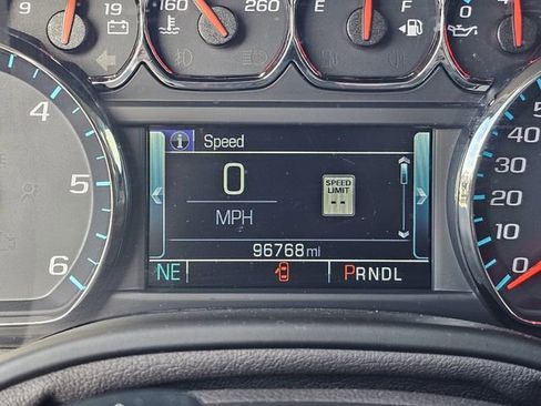 Used 2018 Chevrolet Tahoe LT image 11