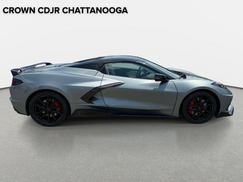 Used 2023 Chevrolet Corvette Stingray Premium Conv w/ Z51 Performance Package RWD image 8