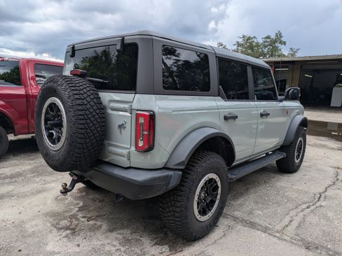 Certified 2022 Ford Bronco Badlands AWD/4WD image 4