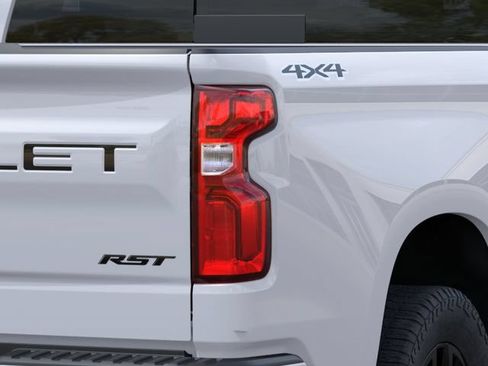 New 2026 Chevrolet Silverado 1500 RST w/ Dark Appearance Package AWD/4WD image 11