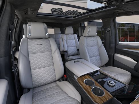 New 2026 Cadillac Escalade Platinum Sport w/ LPO, ONYX Package AWD/4WD image 16
