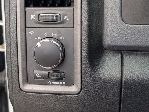 Used 2018 RAM 1500 Tradesman w/ Power & Remote Entry Group image 23