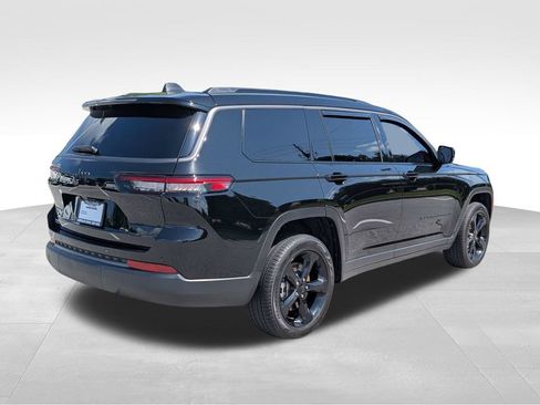 Used 2026 Jeep Grand Cherokee L Limited w/ Limited Altitude Package RWD image 4