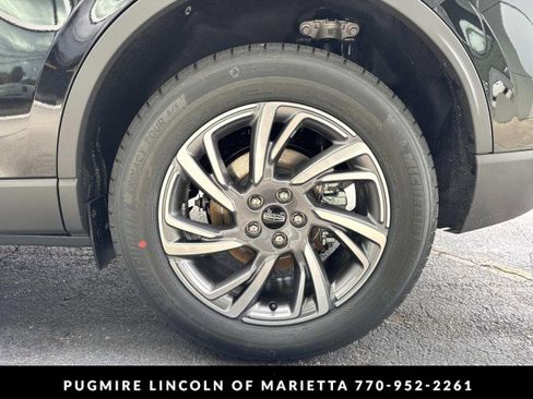 New 2026 Lincoln Corsair Premiere image 20