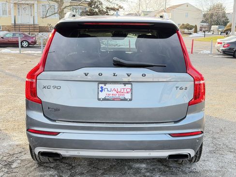 Used 2016 Volvo XC90 T6 Momentum w/ Momentum Plus Package image 5