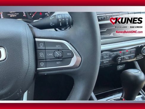 Used 2025 Jeep Compass Limited AWD/4WD image 21