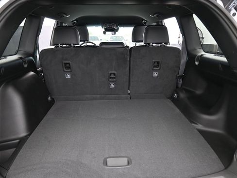 New 2026 Jeep Grand Cherokee Altitude image 36