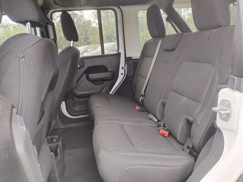 Certified 2022 Jeep Wrangler Unlimited Sport image 14