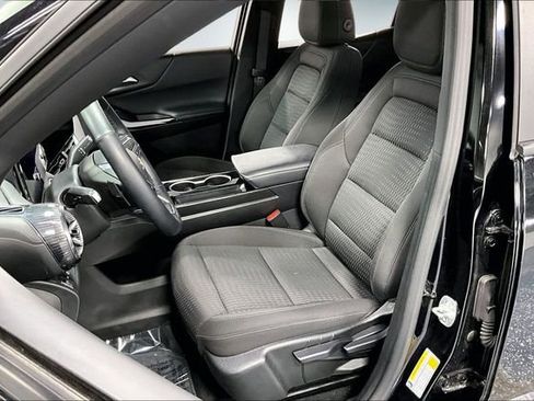 Used 2025 Chevrolet Equinox LT image 20