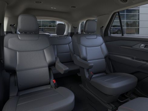 New 2026 Ford Explorer Active RWD image 11