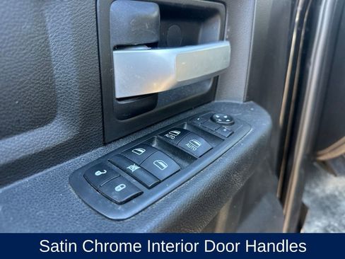 Used 2019 RAM 2500 Tradesman w/ Chrome Appearance Group image 14