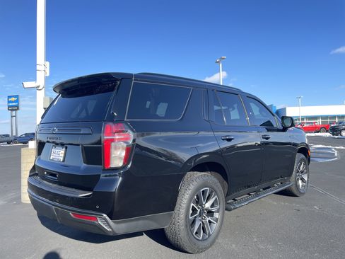 Used 2021 Chevrolet Tahoe Z71 w/ Luxury Package image 5