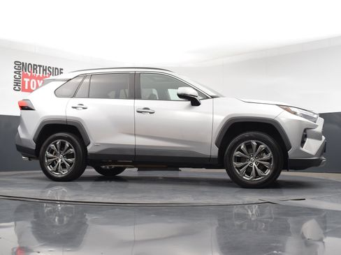 Used 2023 Toyota RAV4 Limited image 31