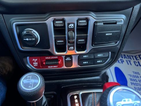 Used 2021 Jeep Gladiator Mojave image 28