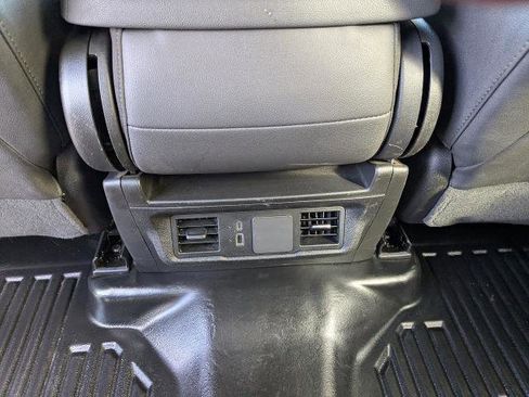 Used 2024 GMC Sierra 3500 Pro w/ Convenience Package image 19